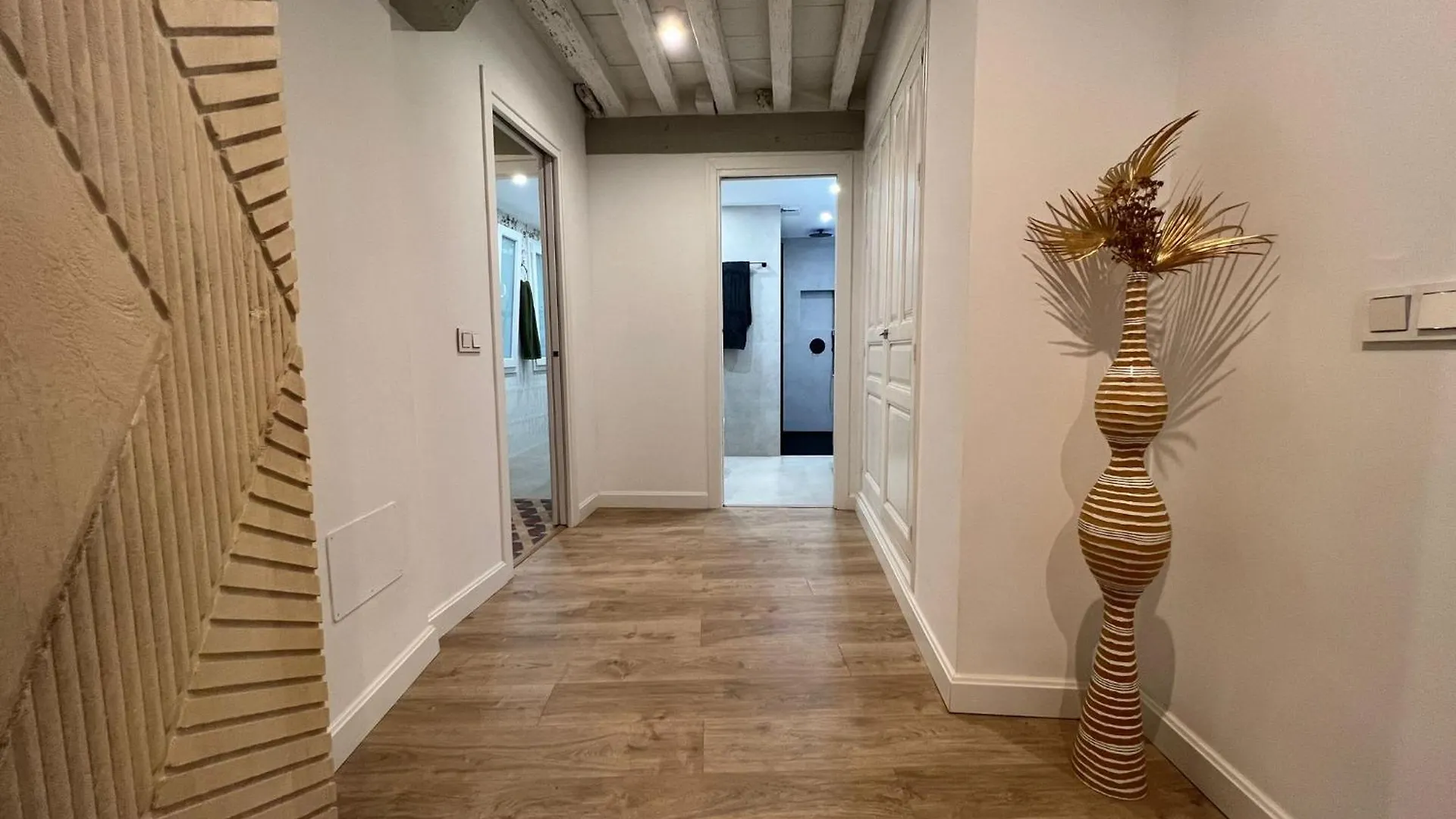 Reycatedral Lujo 3Rooms En El Centro Historico Malaga Apartment